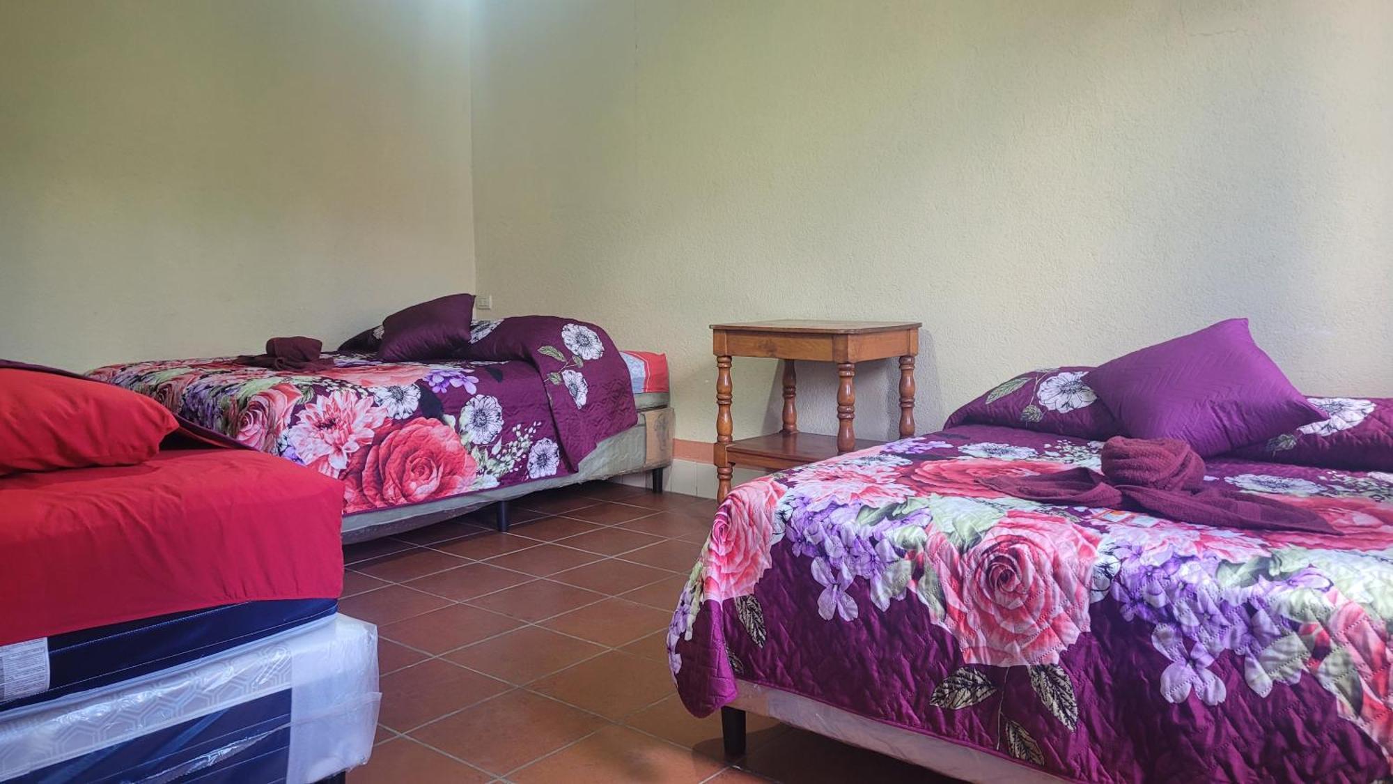 Hostal Sweet Dreams Panajachel Exterior foto