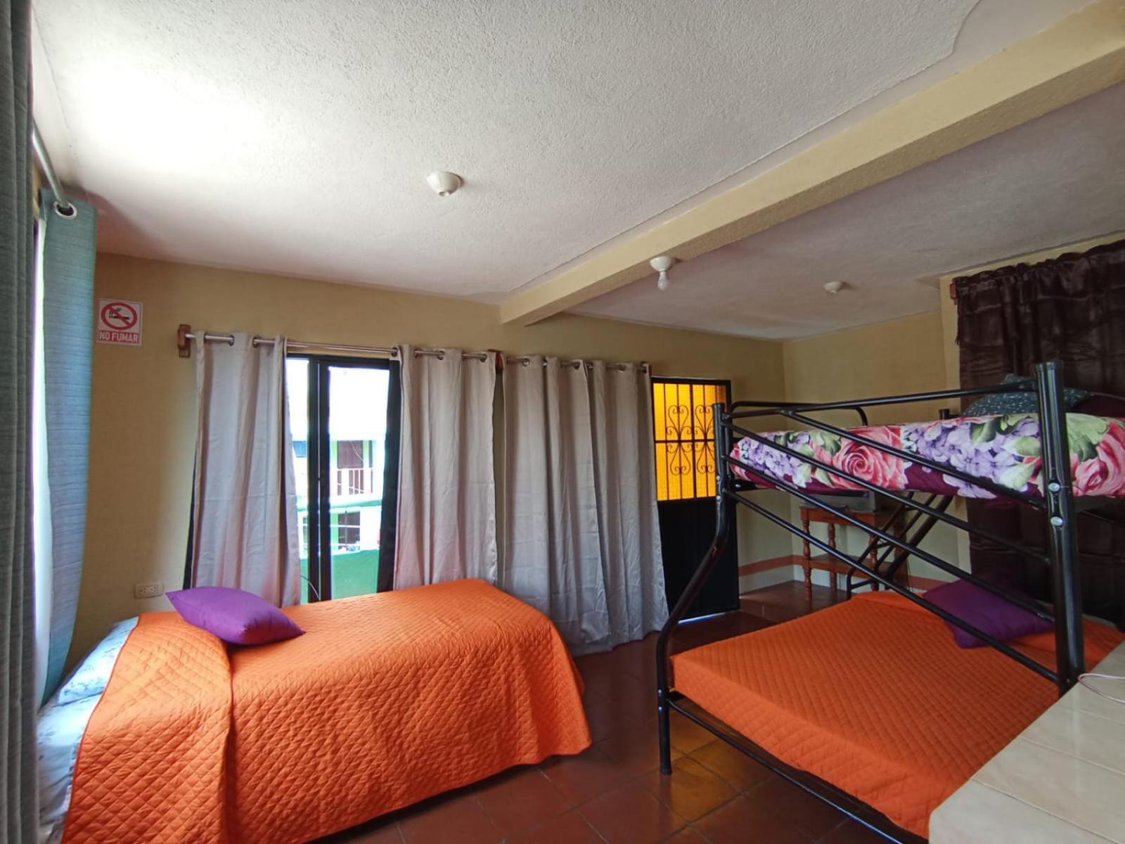 Hostal Sweet Dreams Panajachel Quarto foto